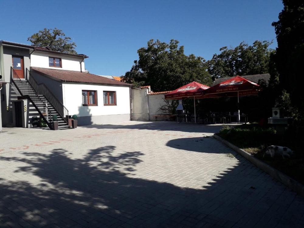 Penzion Na Hrazi Подебрады Экстерьер фото